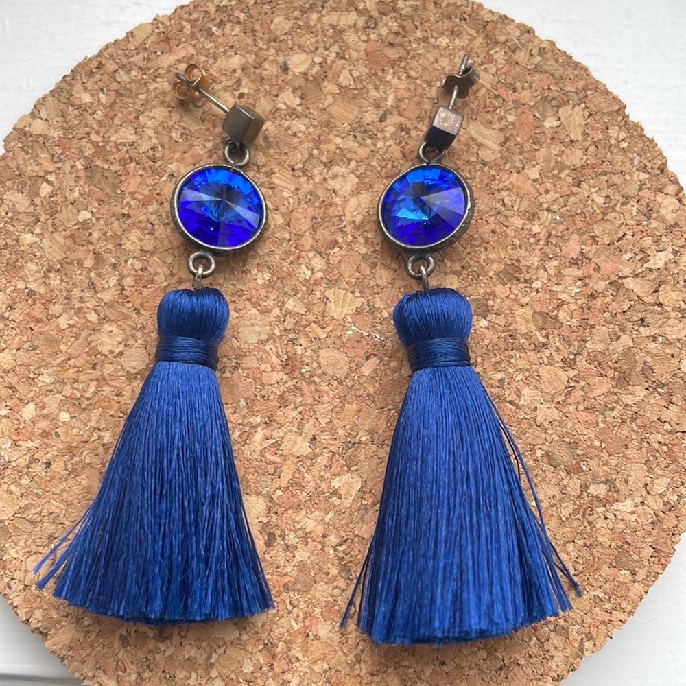 NWOT Absolutely beautiful silk tassel, Swarovski crystal earrings